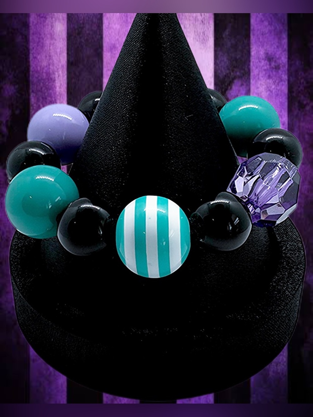 Wonderland - Handmade Chunky Stretch Colorful Beaded Bracelet